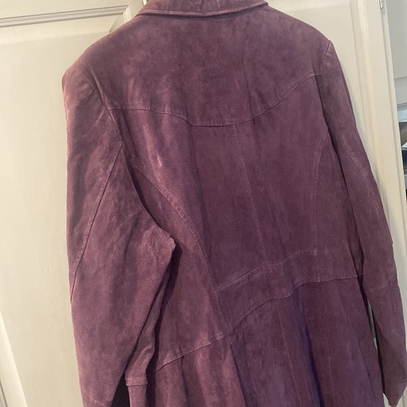 D&Co Luxurious Coat, EUC - Picture 9 of 9